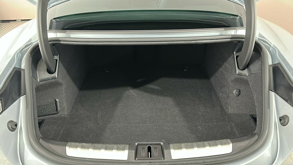 Porsche Taycan Electric Black #32