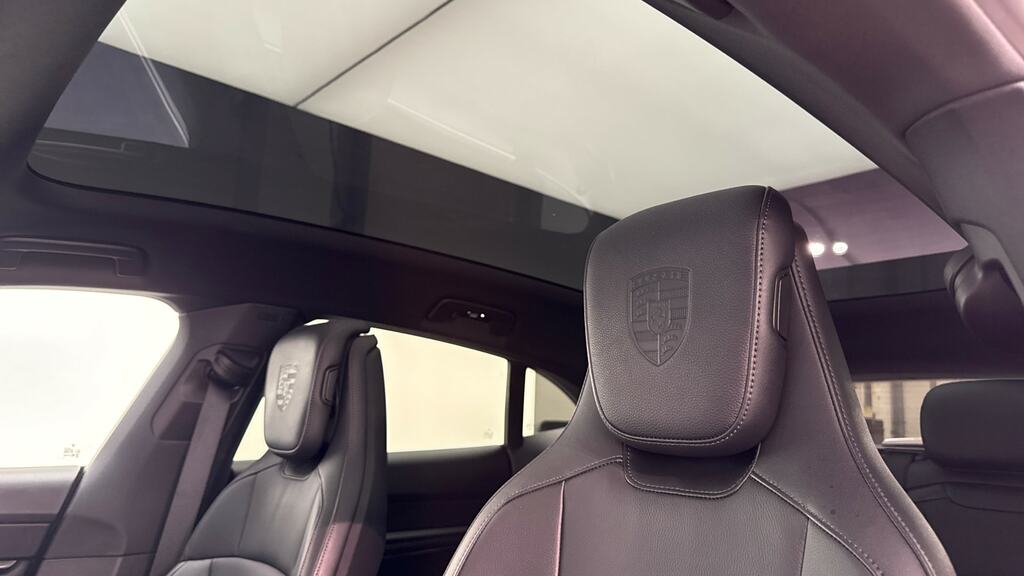 Porsche Taycan Black Edition 2025 Grey #15
