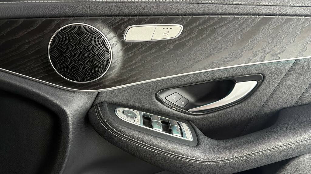 Mercedes-Benz GLC Class 2020 70 2.0 #21