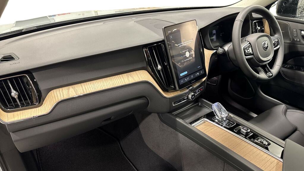 Volvo XC60 2.0 T6 335 Phev Plus Dark Awd Geartronic Grey #4