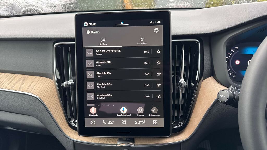 Volvo XC60 Ultra Gold #27