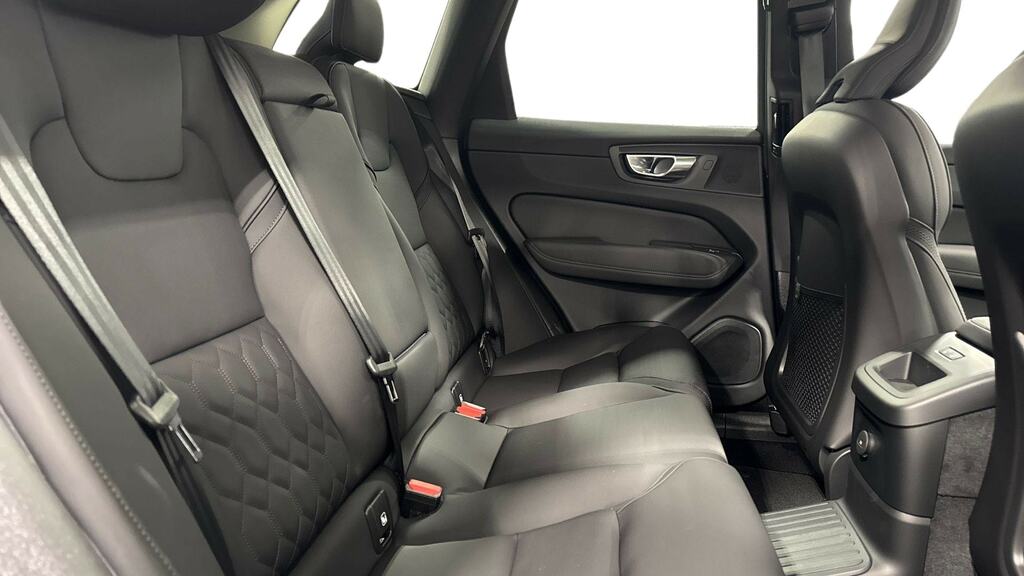 Volvo XC60 Ultra Gold #10