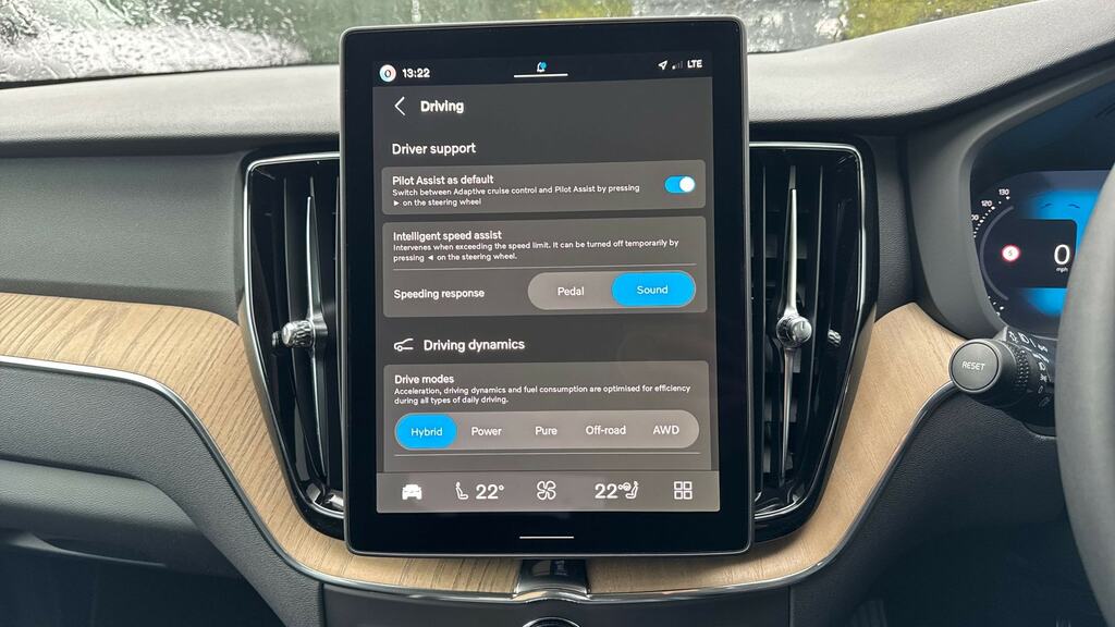 Volvo XC60 Ultra Gold #21
