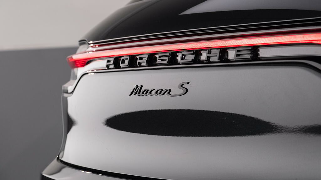 Porsche Macan 100Kwh Suv 360 Ps Grey #24