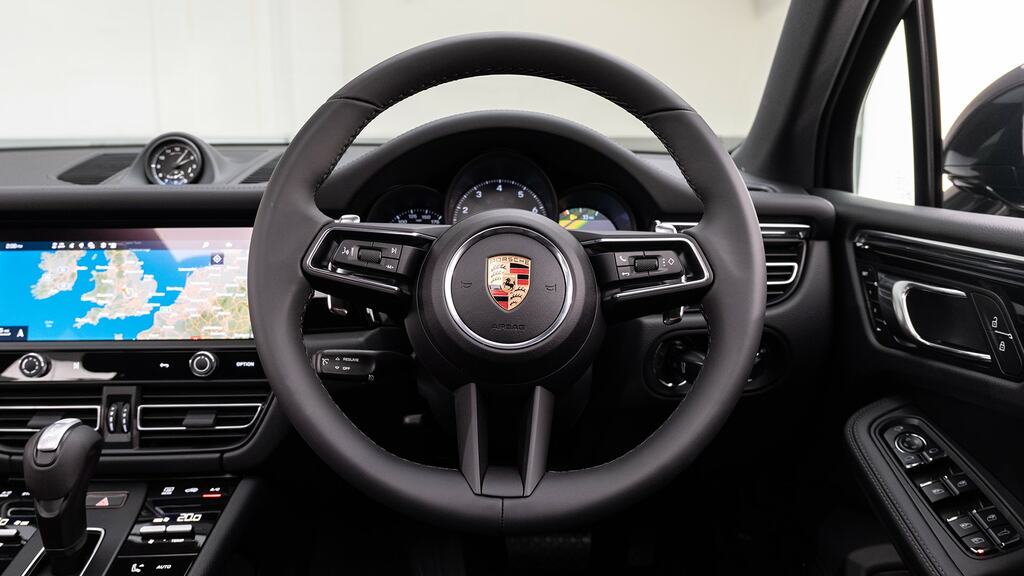 Porsche Macan 100Kwh Suv 360 Ps Grey #17