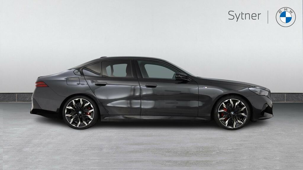 BMW i5 442Kw M60 Xdrive 84Kwh Grey #3