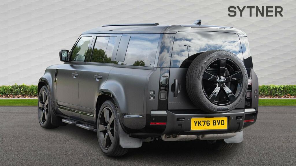 Land Rover Defender 130 3.0 D350 X-dynamic Hse 130 Grey #2