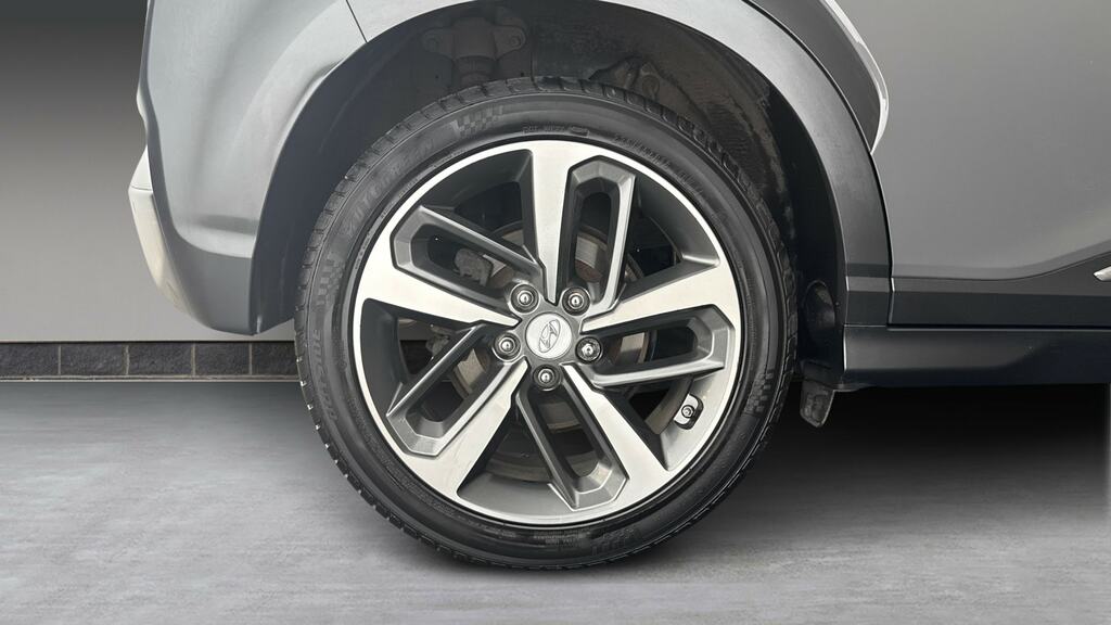 Hyundai Kona  White #26