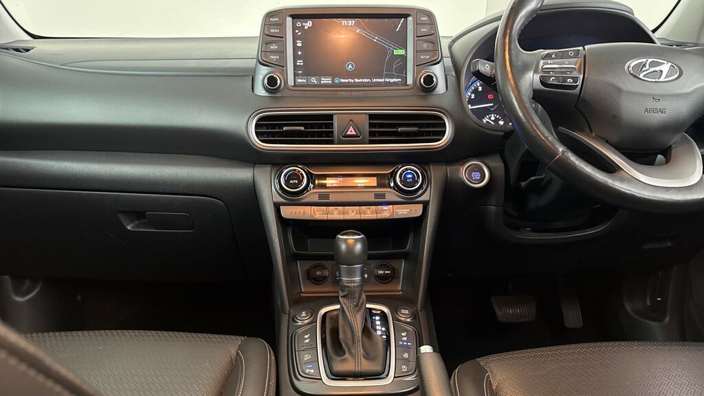 Hyundai Kona  White #7