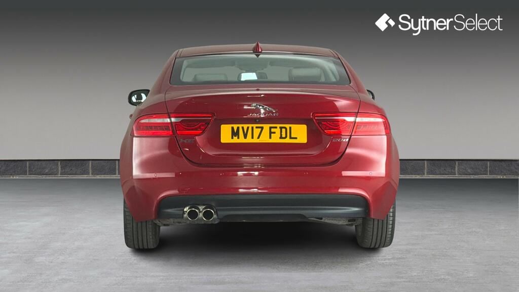 Jaguar XE 2.0D 180 Prestige Red #5