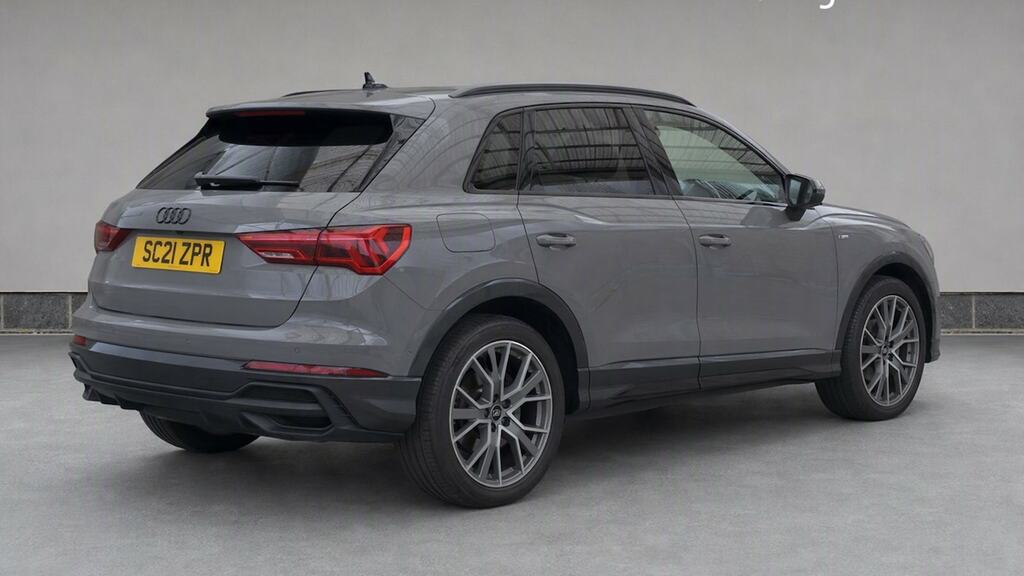 Audi Q3 35 Tdi S Line S Tronic Black #4
