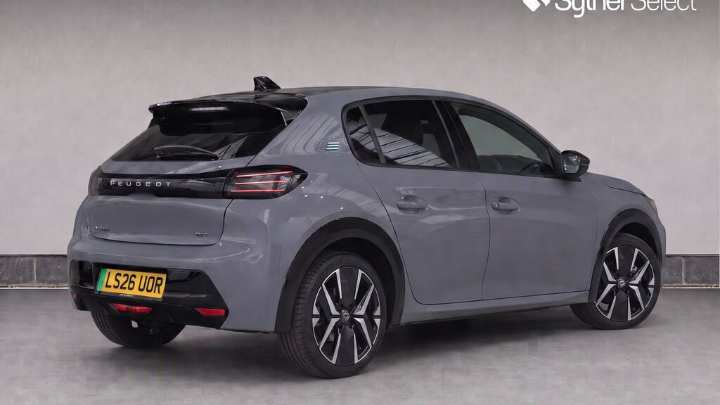 Peugeot e-208 115Kw Gt 51Kwh Grey #4