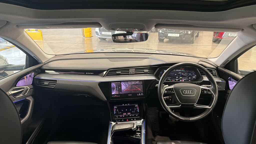 Audi E-tron 55 Suv Quattro 95Kwh 408 Ps Blue #9