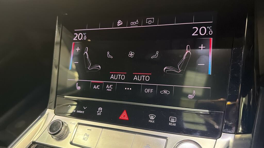 Audi E-tron 55 Suv Quattro 95Kwh 408 Ps Blue #16