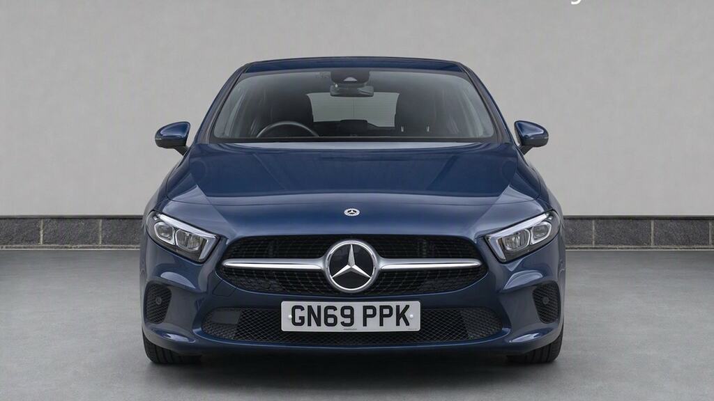 Mercedes-Benz A Class A200 Amg Line Executive Black #5