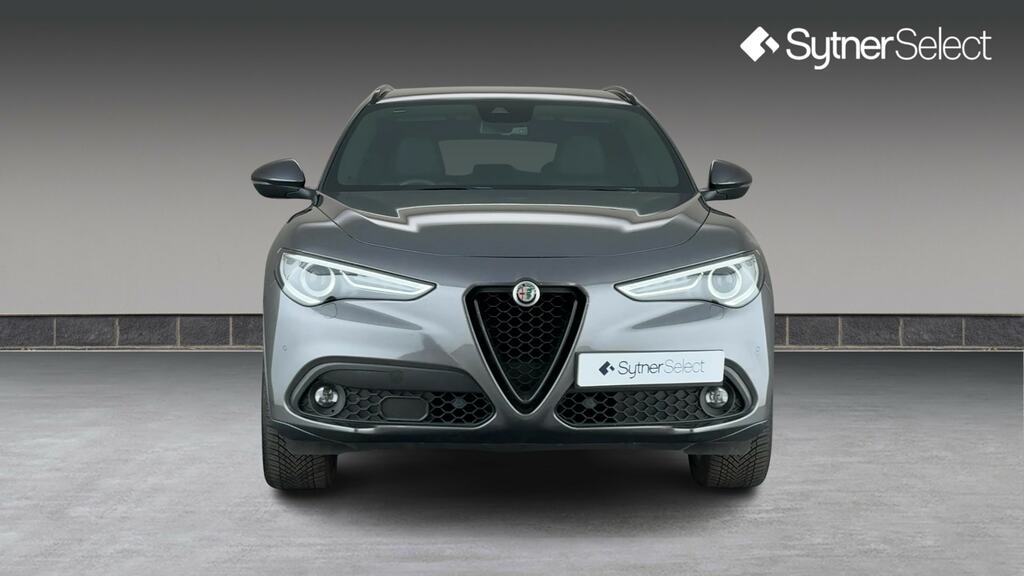 Alfa Romeo Stelvio 2.2 D 190 Lusso Ti Green #4