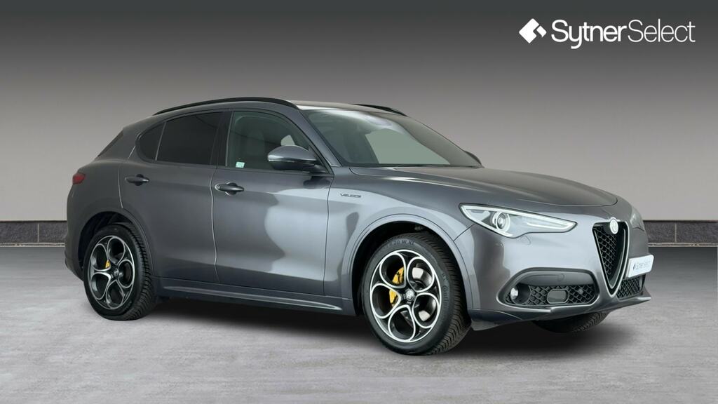 Alfa Romeo Stelvio 2.2 D 190 Lusso Ti Green #1