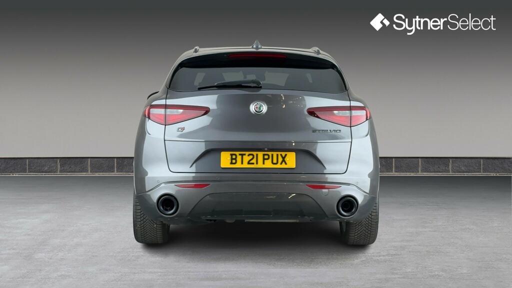 Alfa Romeo Stelvio 2.2 D 190 Lusso Ti Green #5