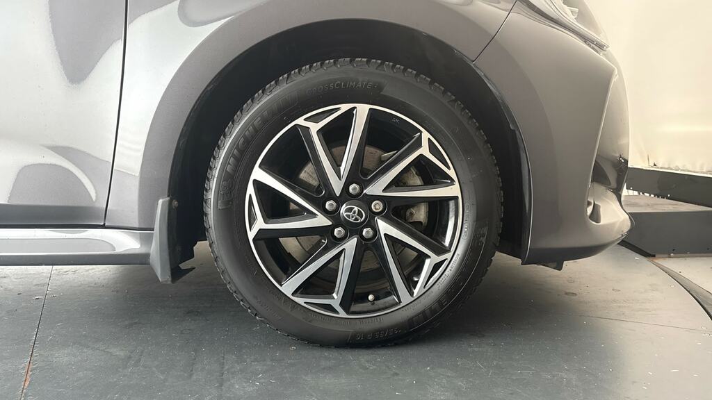 Toyota Yaris Dynamic Blue #23