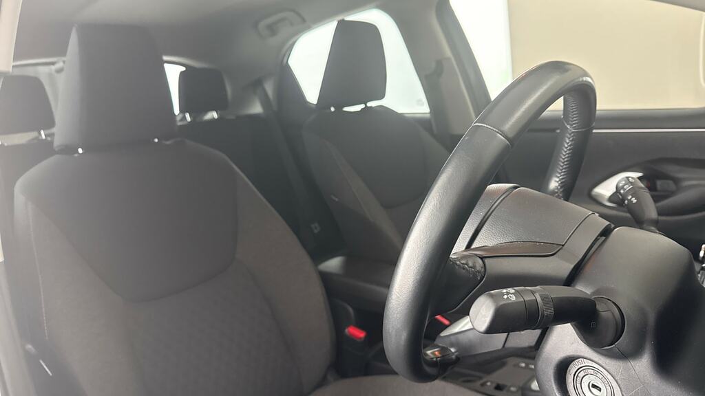 Toyota Yaris Dynamic Blue #10