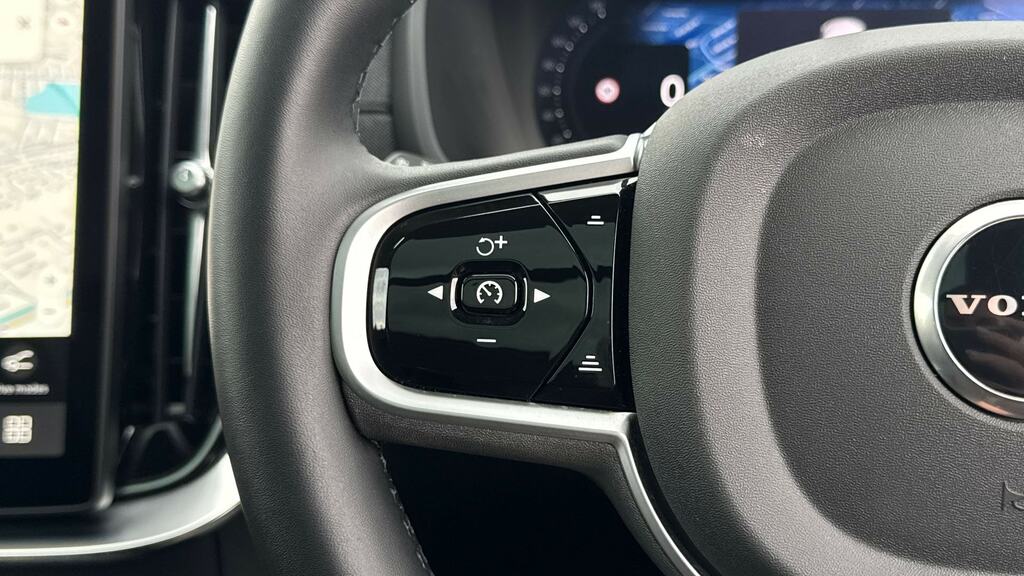Volvo XC90 T8 Awd Phev Core Bright - 2025 25 Red #18