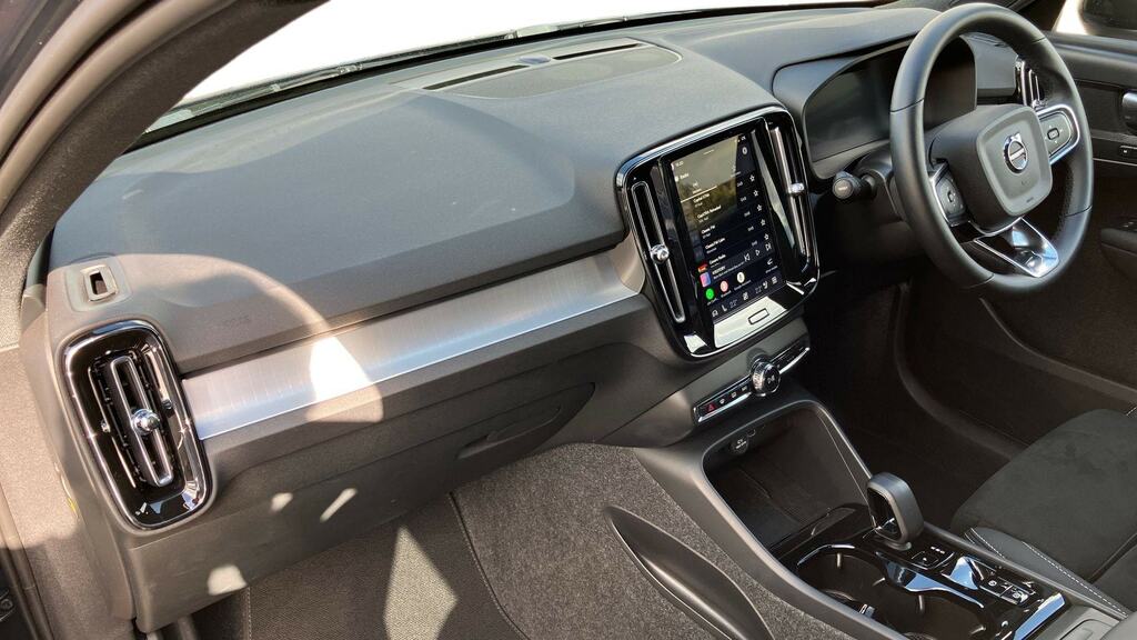Volvo XC40 2.0 B3p Plus Dark Blue #4