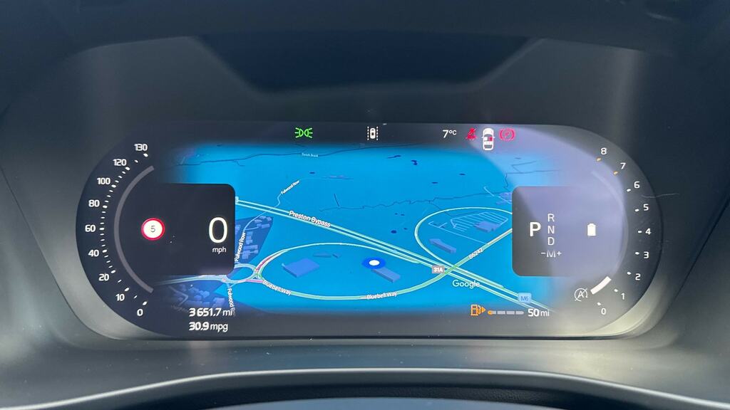 Volvo XC40 B3 P Plus Pro 360 Camera, Heated Seats, Apple C  #11