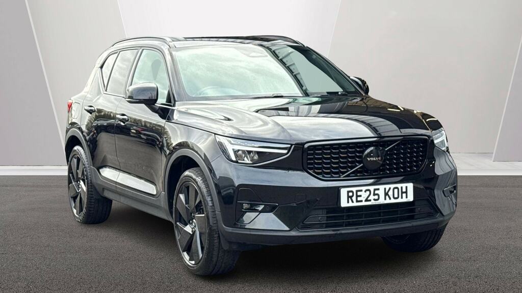 Volvo XC40 2.0 B3p Plus Black Edition Black