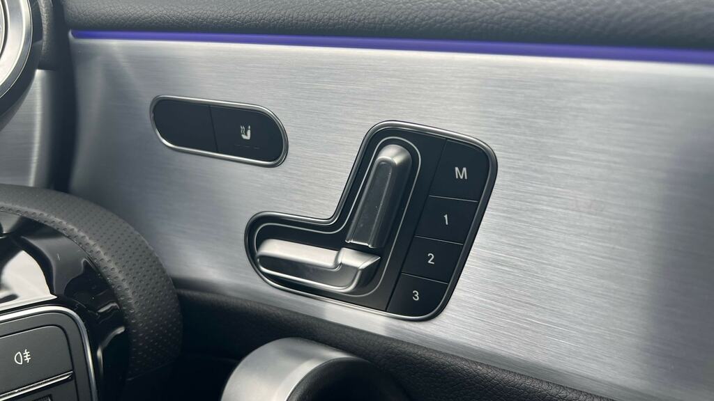 Mercedes-Benz CLA Class 250 Amg Line Premium Tip Black #21