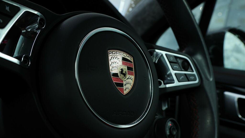 Porsche Cayenne 3.0 V6 E-hybrid 17.9Kwh Platinum Edition Tiptronic Grey #19