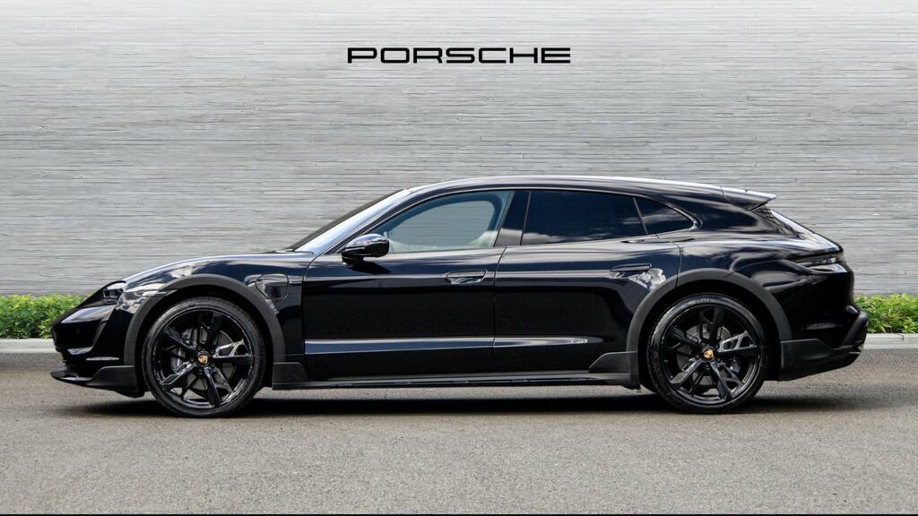 Porsche Taycan Estate Blue #4