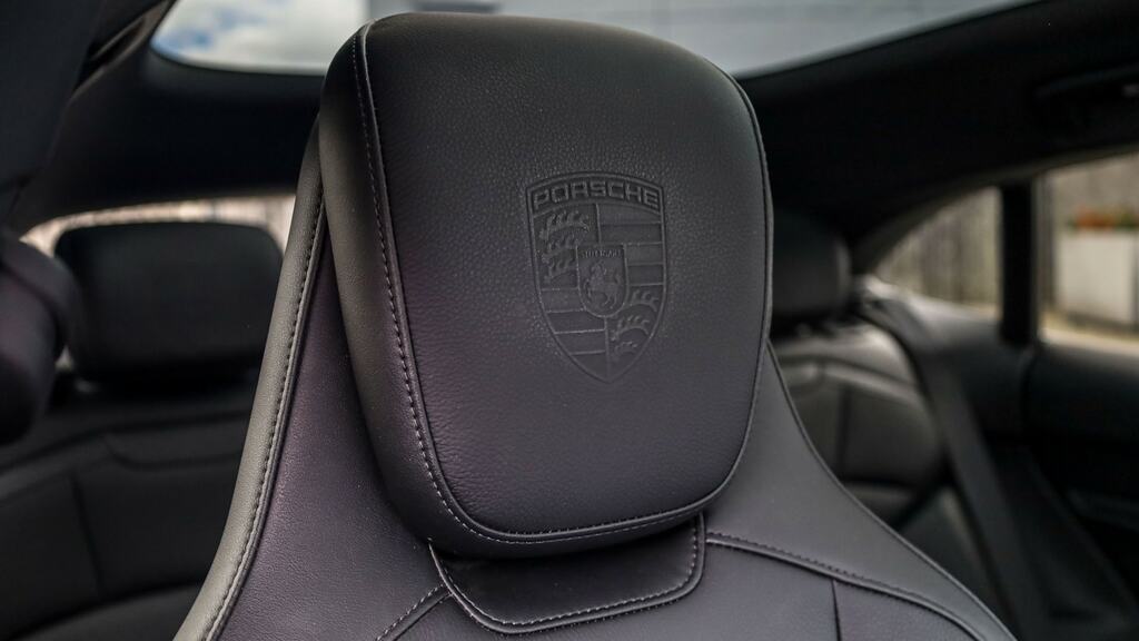Porsche Taycan Estate Blue #18