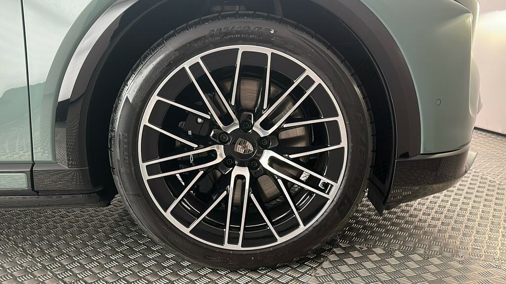 Porsche Cayenne 850Kw Turbo 113Kwh Green #6