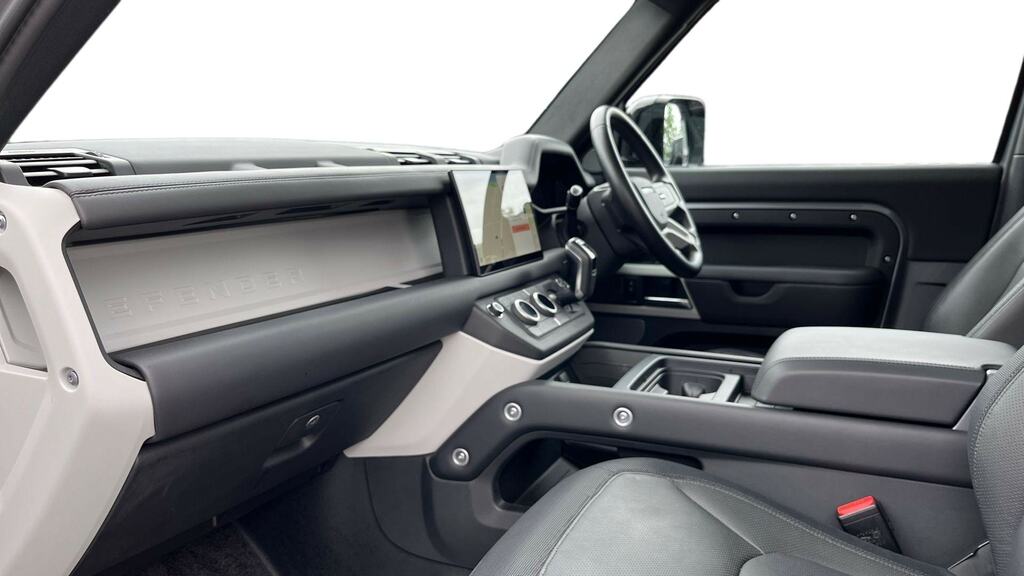Land Rover Defender 90 3.0 D250 X-dynamic Hse 90 Grey #3