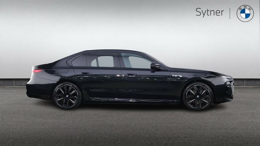 BMW 7 Series M760e Xdrive Ultimate Pack Black #3