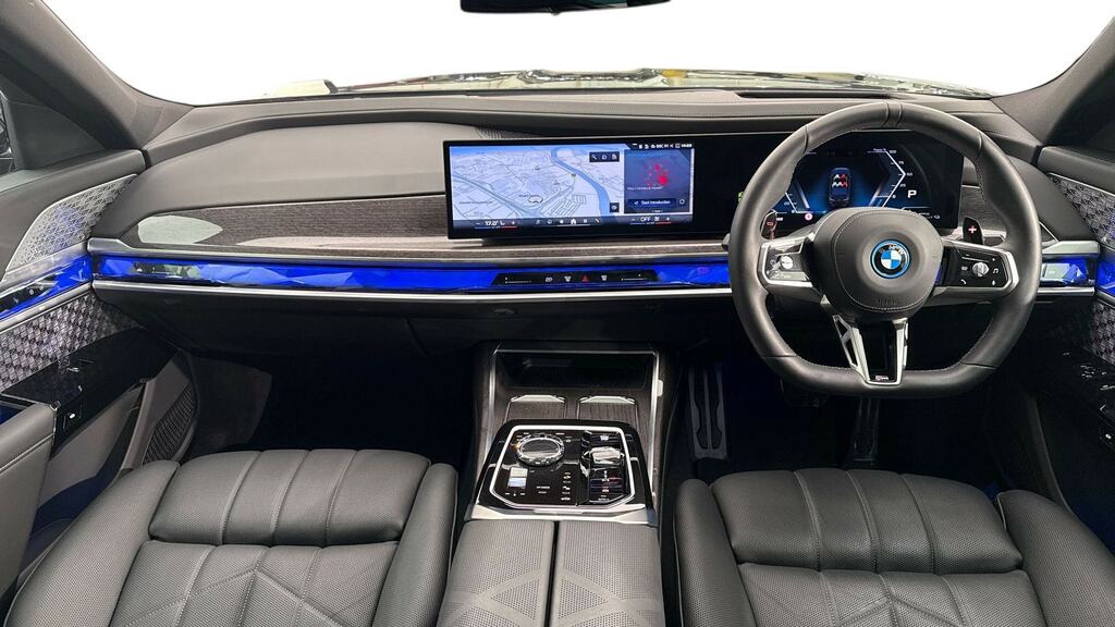 BMW 7 Series M760e Xdrive Ultimate Pack Black #4