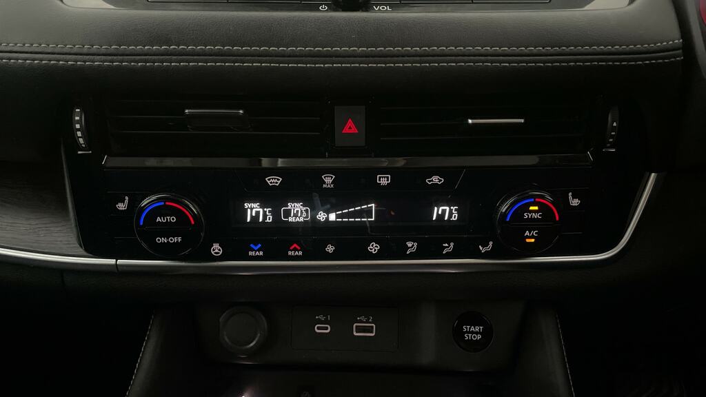 Nissan X-Trail E-4orce Tekna Black #16