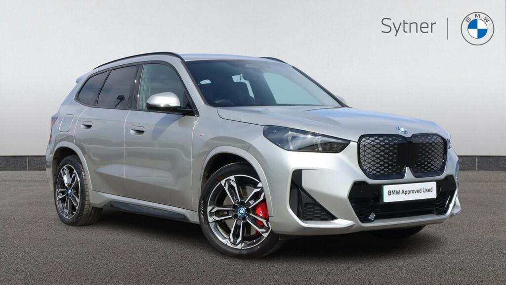 BMW iX1 Ix1 Xdrive30 M Sport Green #1