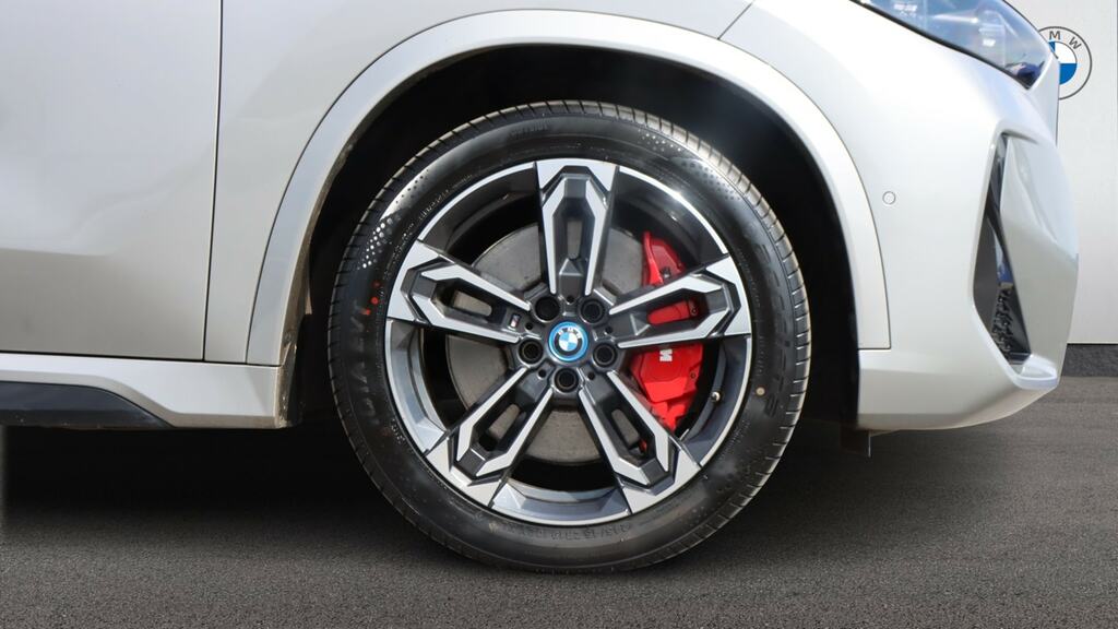 BMW iX1 Ix1 Xdrive30 M Sport Green #14
