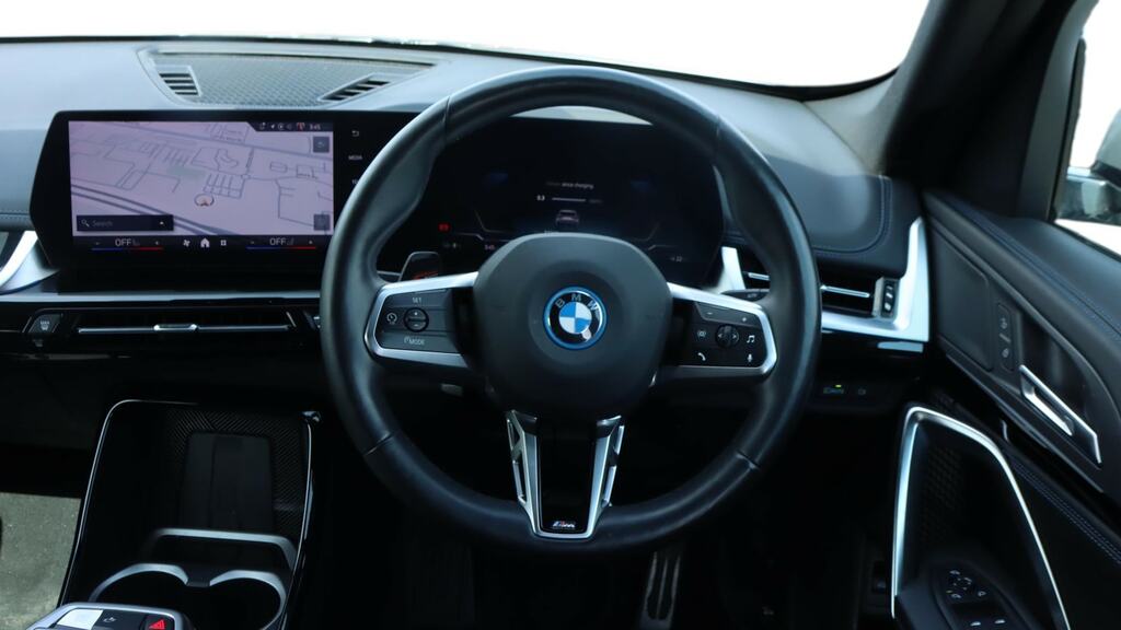 BMW iX1 Ix1 Xdrive30 M Sport Green #5