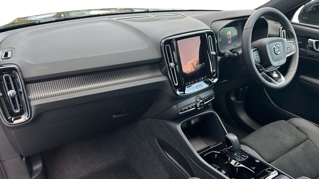 Volvo EX40 325Kw Tm Perf Ultra Black Edition 82Kwh Black #4