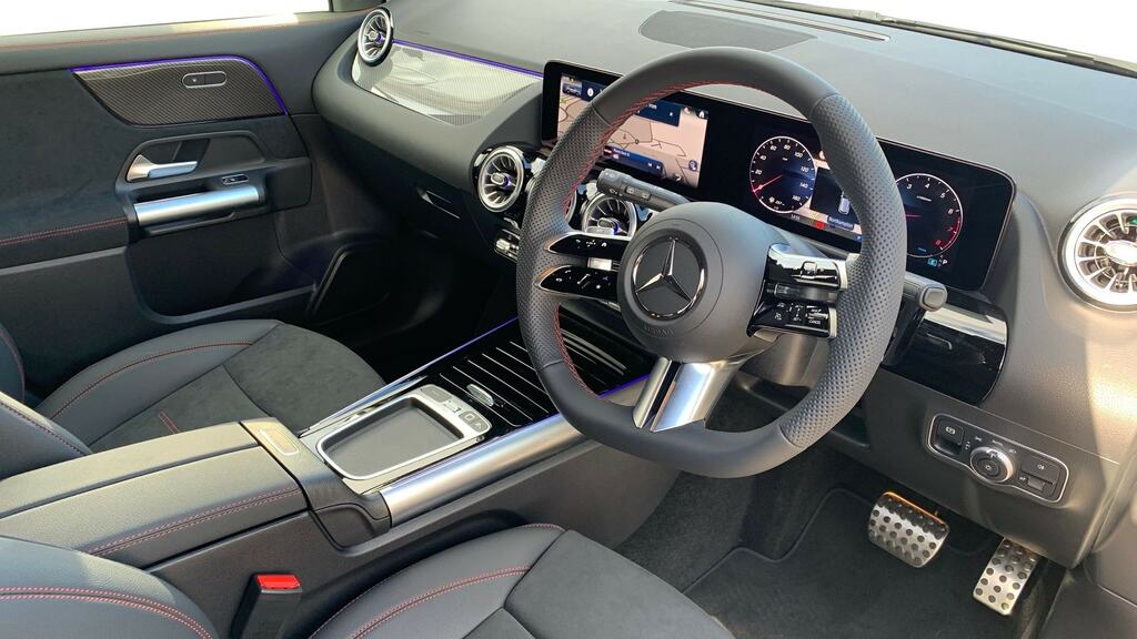 Mercedes-Benz GLA Class Gla 220D 4Matic Amg Line Premium Plus KS25VJK Grey #3