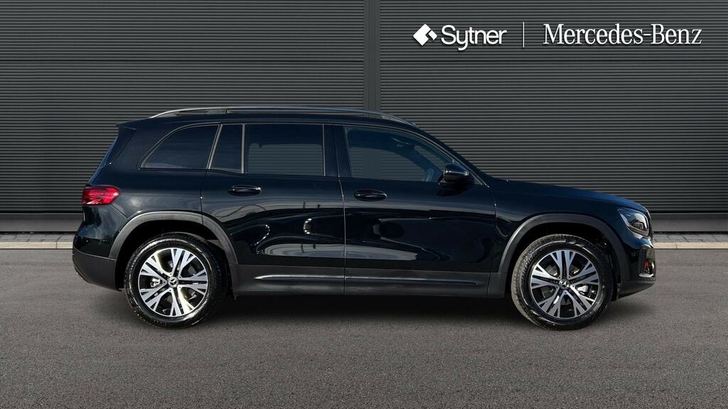 Mercedes-Benz GLB Class Glb 200 Sport Executive 7G-tronic Black #4