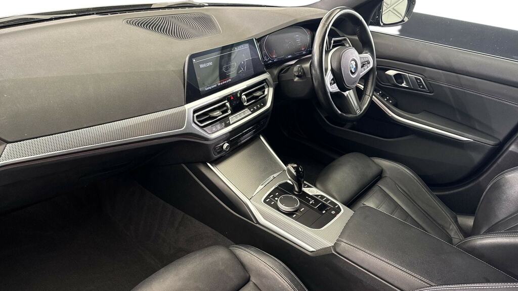 BMW 3 Series 318D Mht M Sport Step White #6