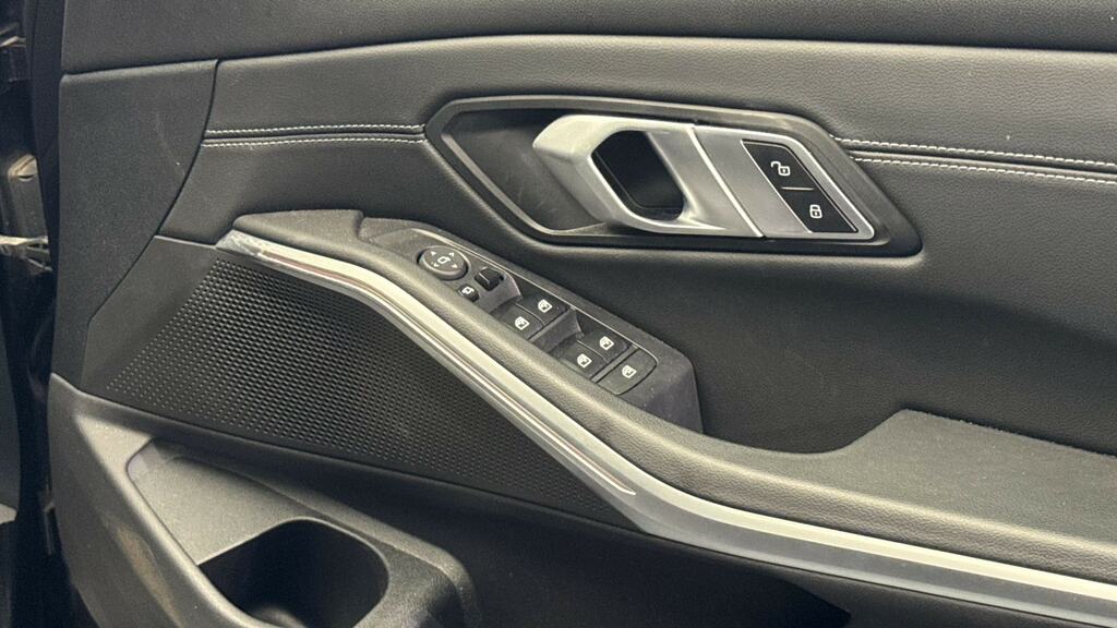 BMW 3 Series 318D Mht M Sport Step White #19