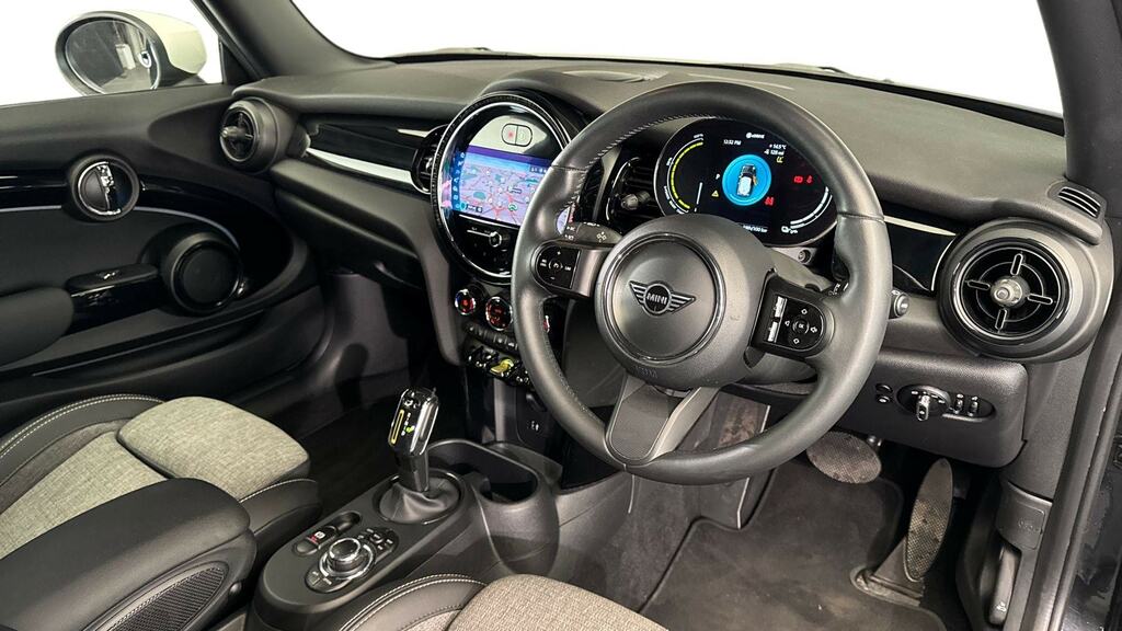 Mini Electric 135Kw Cooper S Level 2 33Kwh Black #6