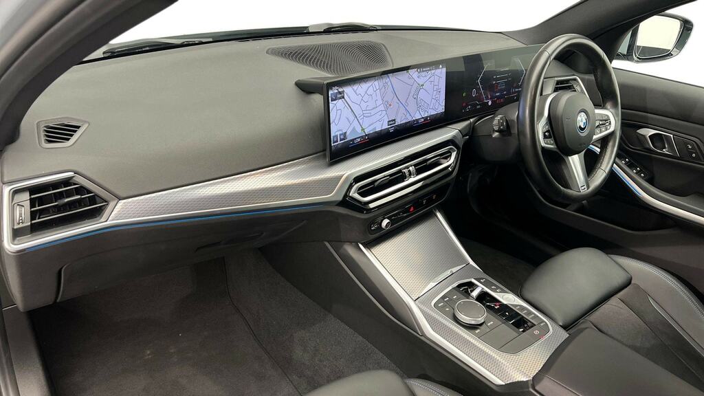 BMW 3 Series 330E Xdrive M Sport Step #7