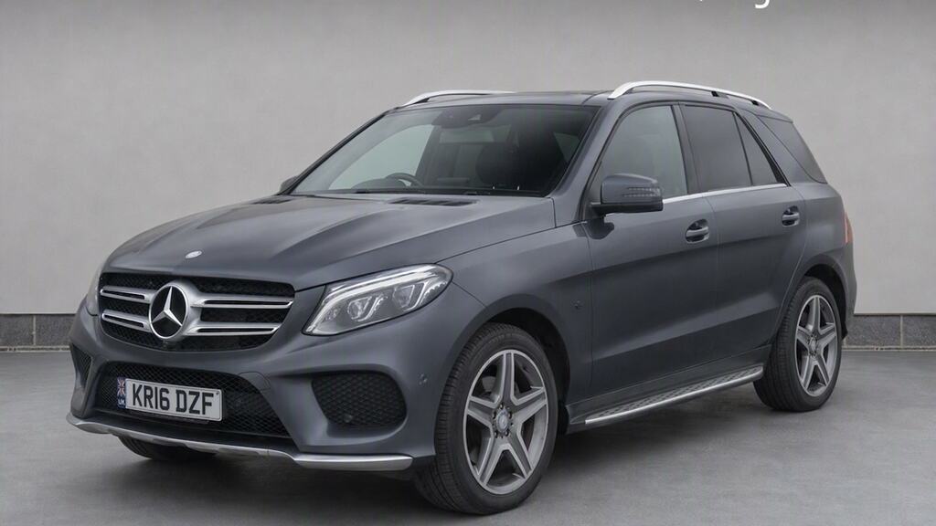 Mercedes-Benz GLE Class Gle 350D 4Matic Amg Line Premium 9G-tronic Grey #2