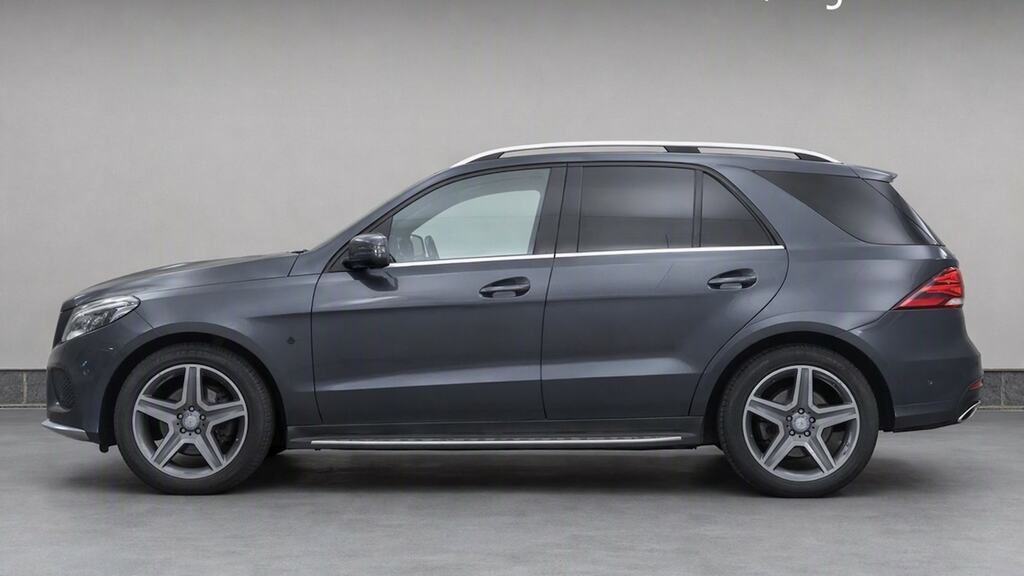 Mercedes-Benz GLE Class Gle 350D 4Matic Amg Line Premium 9G-tronic Grey #6