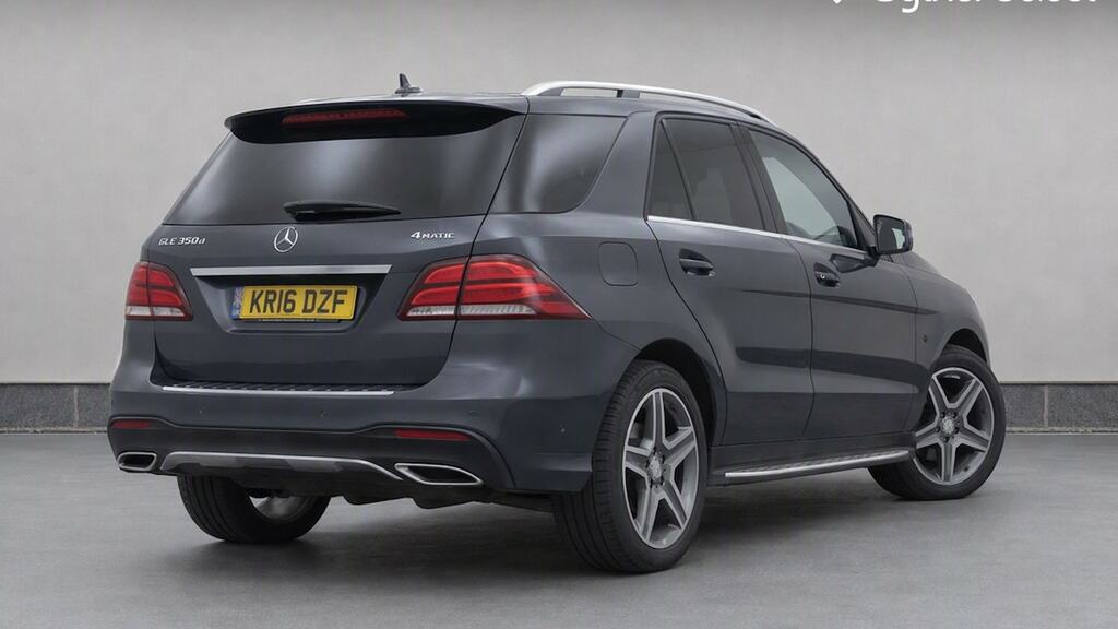 Mercedes-Benz GLE Class Gle 350D 4Matic Amg Line Premium 9G-tronic Grey #4